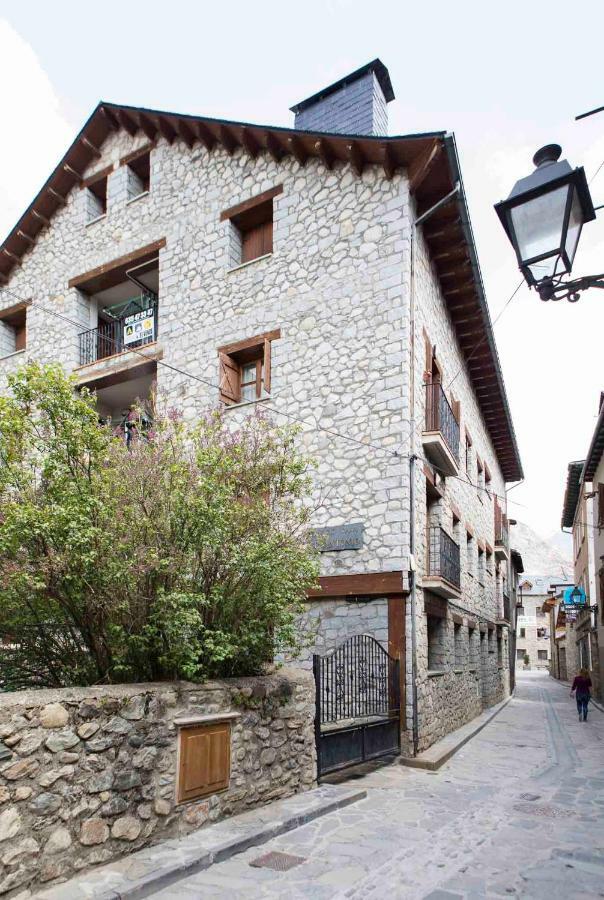 Apartamento En Benasque Casa Sinantonio - Inmocyma Exterior photo
